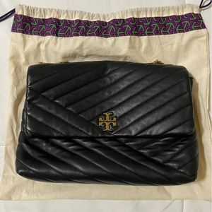 Tory Burch KIRA CHEVRON CONVERTIBLE SHOULDER BAG